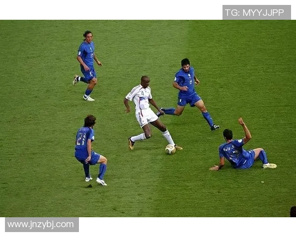 足球明星后腰精彩瞬间集锦与高清图片分享 足球明星后腰精彩瞬间集锦与高清图片分享