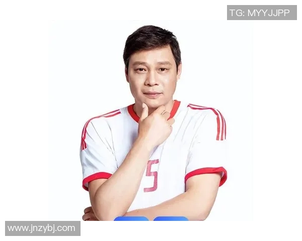 亚洲足球明星的魅力与风采展现帅气风范