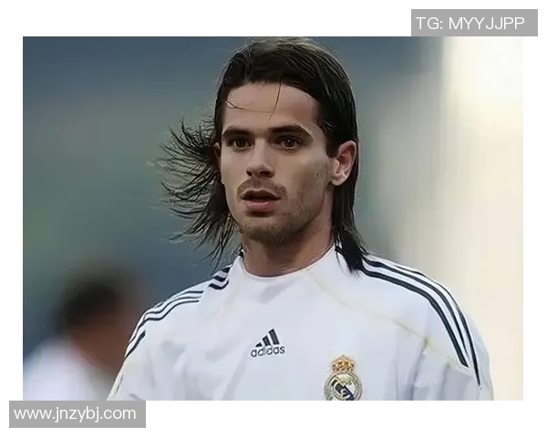 长发飘逸的足球明星男神们谁才是最帅的风采与魅力并存的球场传奇