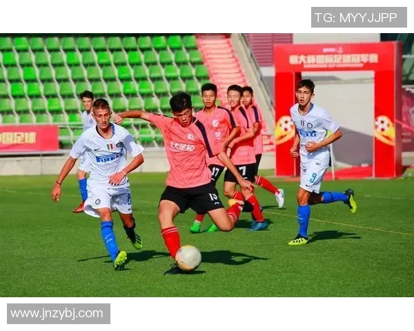 当前中国足球明星有哪些值得关注的球员及其成就分析 当前中国足球明星有哪些值得关注的球员及其成就分析